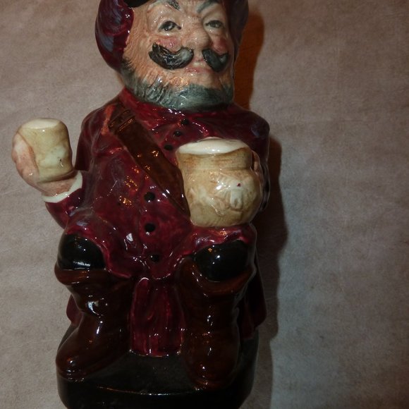 VINTAGE ROYAL DOULTON PORCELAIN "FALSTAFF" TOBY MUG - Picture 1 of 3